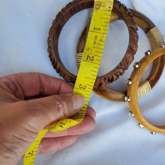 Vintage Wood bangle trio - Picture 5 of 9
